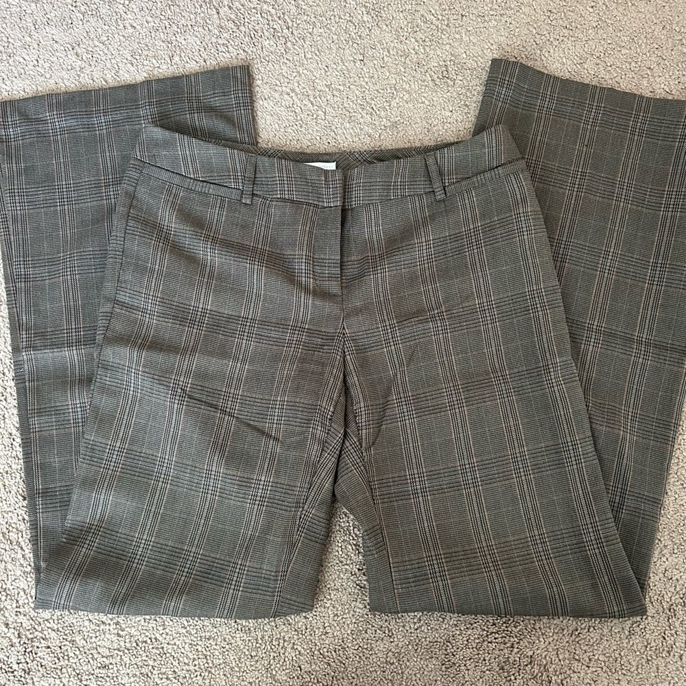 GUC New York and company wide leg trousers